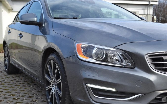 volvo Volvo S60 cena 71900 przebieg: 79000, rok produkcji 2017 z Warszawa